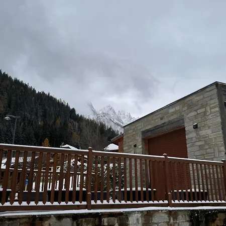 Superbe Vallee De *